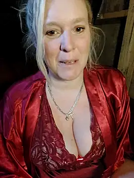 Bouncy-Bella28X online show from October 5, 2025, 8:27 am