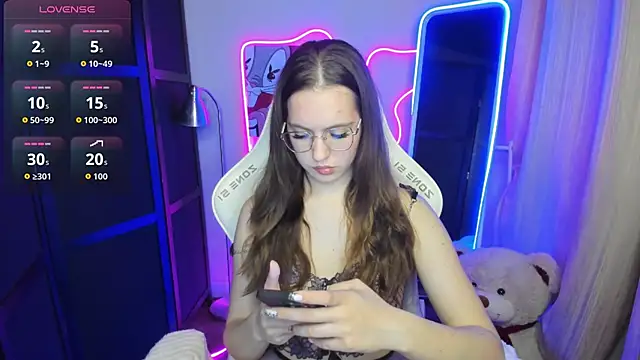 Snapshot of ShalinaMontana chatting on September 22, 2025, 4:13 pm ShalinaMontana online show from September 22, 2025, 4:13 pm