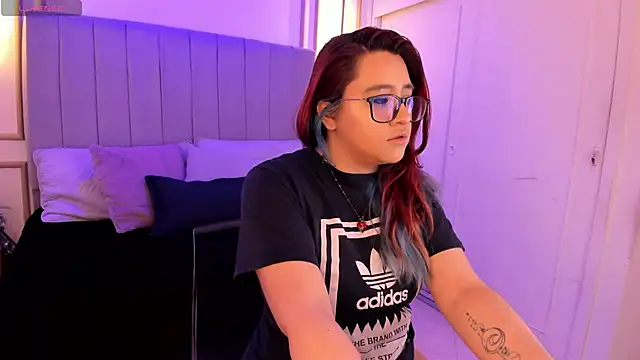 Snapshot of Cherry_blush_ chatting on September 27, 2025, 1:06 pm Cherry blush  online show from September 27, 2025, 1:06 pm