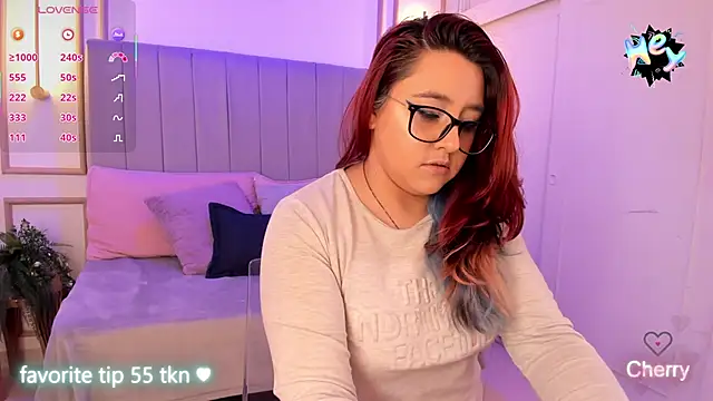 Snapshot of Cherry_blush_ chatting on September 30, 2025, 7:42 pm Cherry blush  online show from September 30, 2025, 7:42 pm