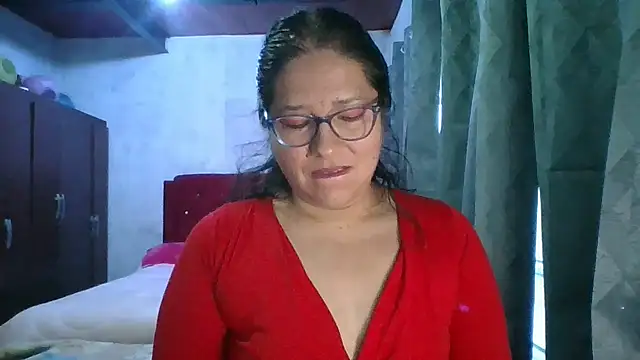 scarlett widow  online show from January 11, 2026, 11:28 am