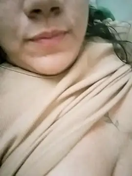 Snapshot of Mari29patty chatting on October 26, 2025, 8:31 pm Mari29patty online show from October 26, 2025, 8:31 pm