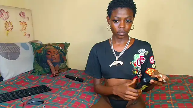 Ebony-Mistique online show from April 23, 2026, 12:28 am