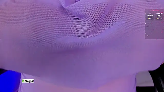 susanasmith18 online show from November 26, 2025, 8:53 pm