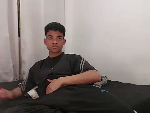 Snapshot of camillo_beischel_ chatting on September 22, 2025, 6:36 pm camillo beischel online show from September 22, 2025, 6:36 pm