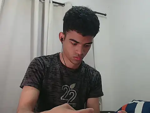 Snapshot of camillo_beischel_ chatting on September 29, 2025, 6:57 pm camillo beischel online show from September 29, 2025, 6:57 pm