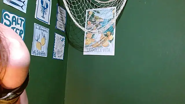 Roxiehood online show from September 26, 2025, 2:18 am