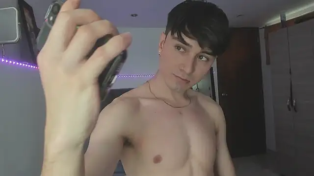 stevve 14 online show from February 13, 2026, 9:48 pm