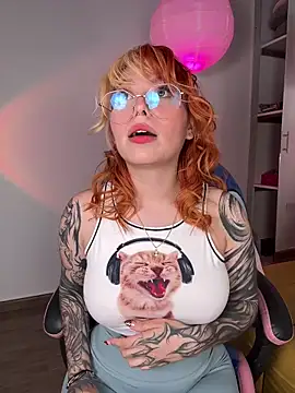 YunoRose  online show from October 11, 2025, 3:29 am