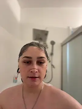 Snapshot of Alix_Valentine chatting on September 29, 2025, 9:53 pm Alix Valentine online show from September 29, 2025, 9:53 pm