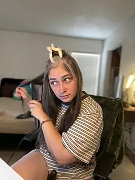 Alix Valentine online show from April 19, 2026, 6:10 pm