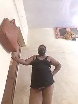 Villageanuty online show from October 4, 2025, 7:04 pm