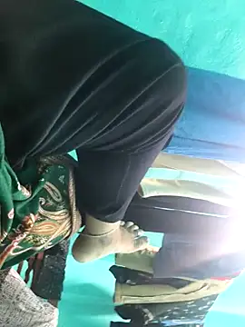 Villageanuty online show from April 16, 2026, 4:30 pm