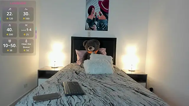 Snapshot of _alana_grey_ chatting on February 3, 2026, 12:43 pm alana grey online show from February 3, 2026, 12:43 pm