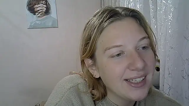 Snapshot of Lily_Ember chatting on October 1, 2025, 8:35 pm Lily Ember online show from October 1, 2025, 8:35 pm