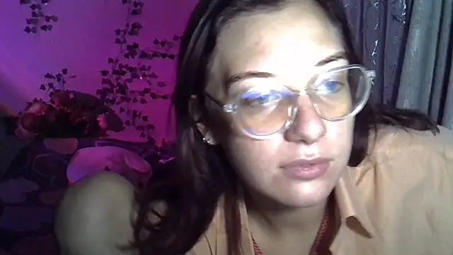 Snapshot of Lily_Ember chatting on October 15, 2025, 6:16 pm Lily Ember online show from October 15, 2025, 6:16 pm