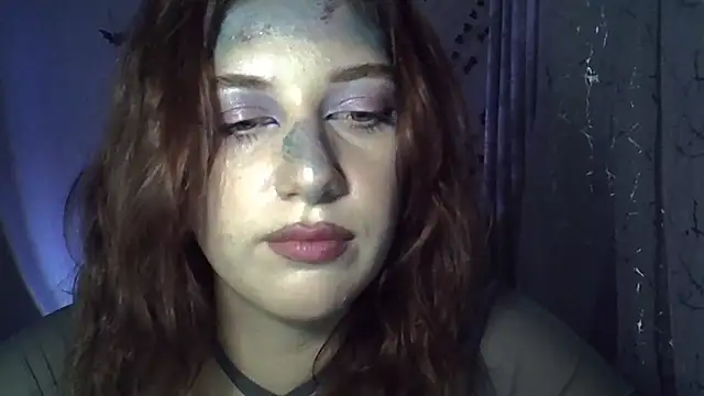 Snapshot of Lily_Ember chatting on October 30, 2025, 7:11 pm Lily Ember online show from October 30, 2025, 7:11 pm