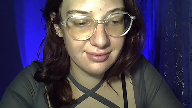 Snapshot of Lily_Ember chatting on October 25, 2025, 8:20 pm Lily Ember online show from October 25, 2025, 8:20 pm