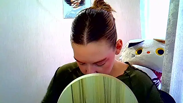 Snapshot of Lily_Ember chatting on September 26, 2025, 10:11 am Lily Ember online show from September 26, 2025, 10:11 am