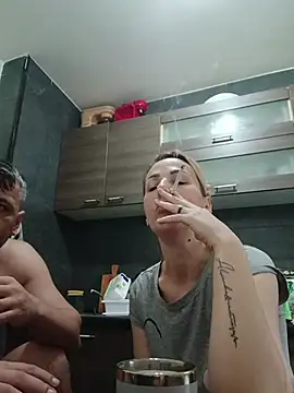 Snapshot of Aly-john1985 chatting on October 6, 2025, 6:03 am Aly-john1985 online show from October 6, 2025, 6:03 am