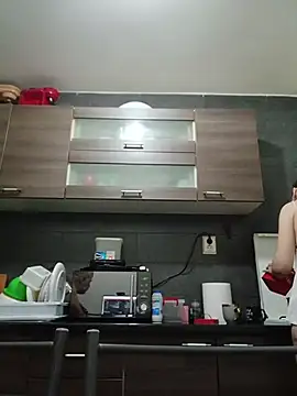 Snapshot of Aly-john1985 chatting on October 4, 2025, 4:47 am Aly-john1985 online show from October 4, 2025, 4:47 am