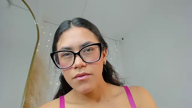 Snapshot of kyany_ chatting on September 28, 2025, 11:28 am kyany  online show from September 28, 2025, 11:28 am