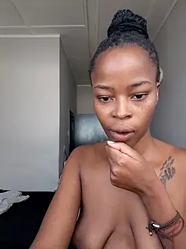 dark honeyx26 online show from March 24, 2026, 2:17 pm