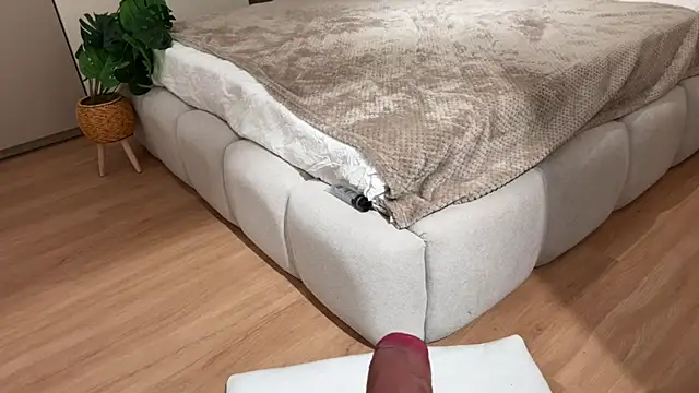 Snapshot of Kelly_Berry__ chatting on September 26, 2025, 9:16 am Kelly Berry   online show from September 26, 2025, 9:16 am