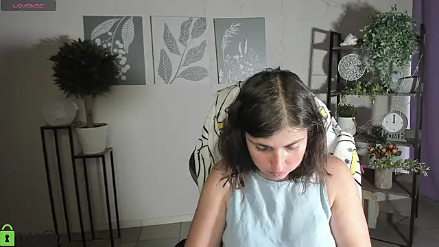 MartaEdams online show from July 6, 2026, 5:36 am