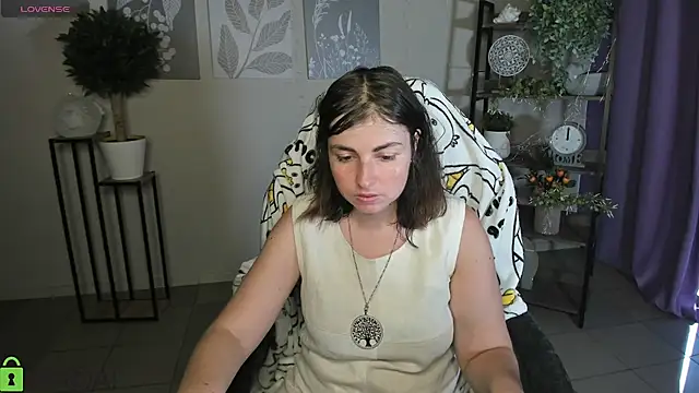 MartaEdams online show from July 15, 2026, 5:14 am