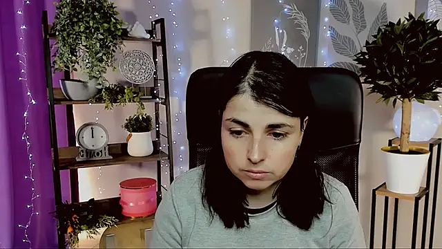 MartaEdams online show from February 21, 2026, 6:04 am