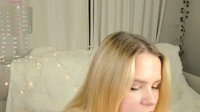 Snapshot of EngelDutch chatting on November 7, 2025, 3:05 pm EngelDutch online show from November 7, 2025, 3:05 pm