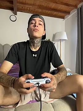 samm4044 online show from February 28, 2026, 7:35 pm