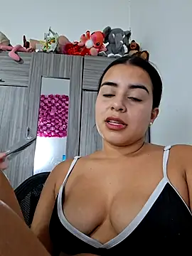 Snapshot of channell0 chatting on September 23, 2025, 5:47 am channell0 online show from September 23, 2025, 5:47 am