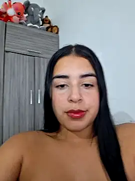 Snapshot of channell0 chatting on September 18, 2025, 5:32 am channell0 online show from September 18, 2025, 5:32 am