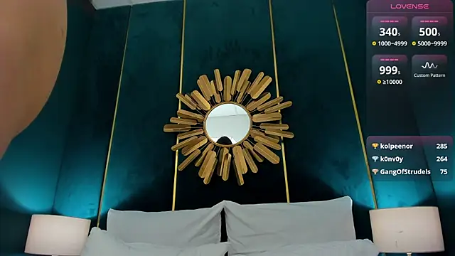 Snapshot of PalmLora chatting on October 26, 2025, 6:19 pm PalmLora online show from October 26, 2025, 6:19 pm