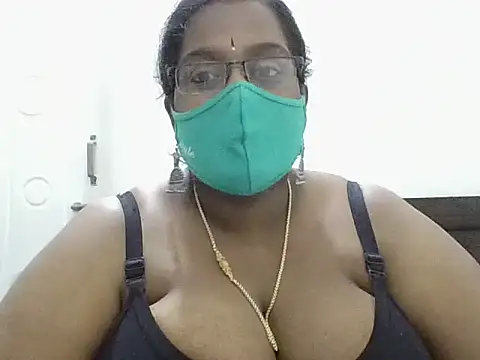 Reena-gowda online show from October 25, 2025, 1:45 pm