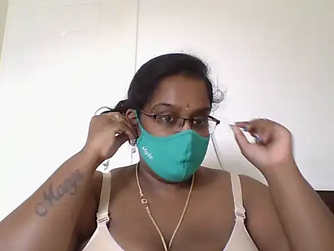 Reena-gowda online show from October 30, 2025, 10:13 am