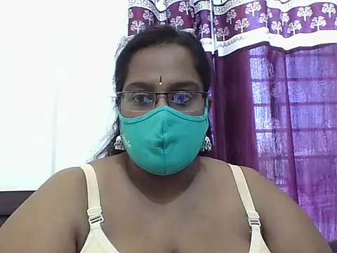 Reena-gowda online show from October 13, 2025, 6:48 am