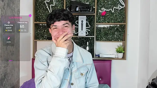 Felipe boy1 online show from October 9, 2025, 8:53 pm