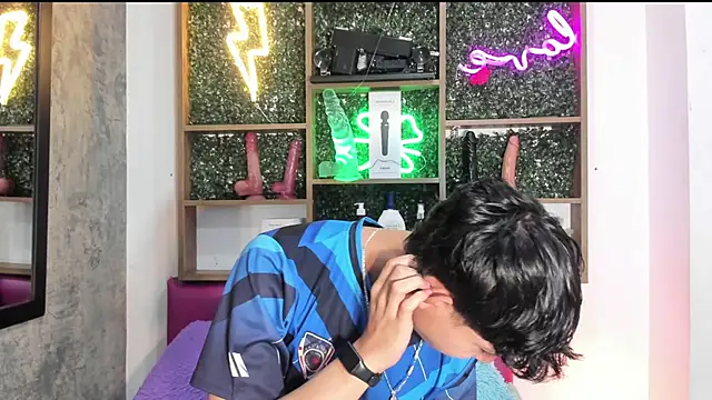 Felipe boy1 online show from September 18, 2025, 10:46 pm