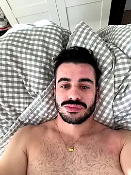 Carl242000 online show from December 18, 2025, 9:47 am