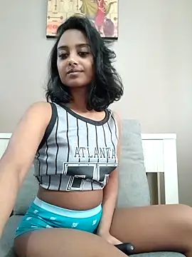 littlemissdevil69 online show from February 27, 2026, 7:19 am