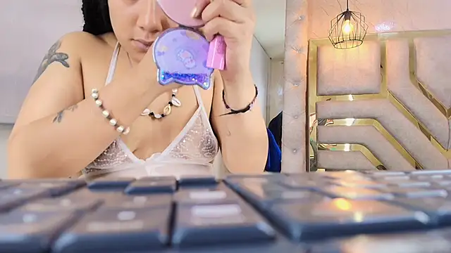 Soleil 66 online show from November 9, 2025, 4:05 am