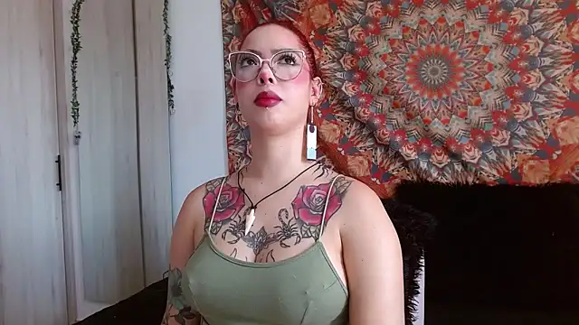 Snapshot of aphroditebloom chatting on September 22, 2025, 5:52 pm aphroditebloom online show from September 22, 2025, 5:52 pm