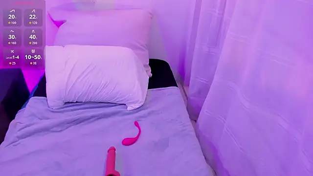 Samaraa Smith online show from October 10, 2025, 12:06 pm