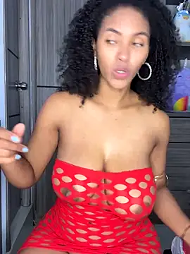 Snapshot of Mia_sweet80 chatting on October 1, 2025, 2:49 am Mia sweet80 online show from October 1, 2025, 2:49 am