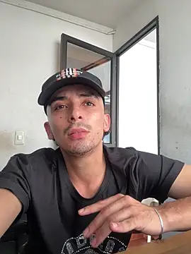 Jacobs0 online show from December 17, 2025, 8:25 pm