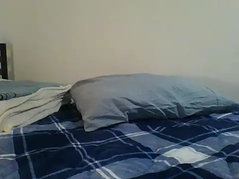 Snapshot of PC_boy_slv chatting on October 8, 2025, 6:37 am PC boy slv online show from October 8, 2025, 6:37 am