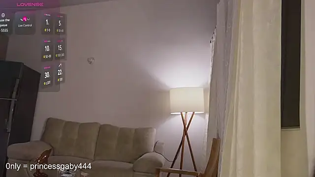 Snapshot of 4444ngel chatting on October 11, 2025, 11:39 pm 4444ngel online show from October 11, 2025, 11:39 pm